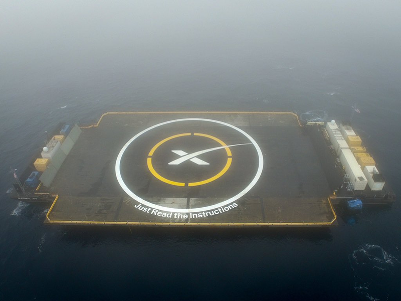 Illustration for article titled Falcon 9 ha tenido un accidentado aterrizaje sobre la barcaza del Pacífico